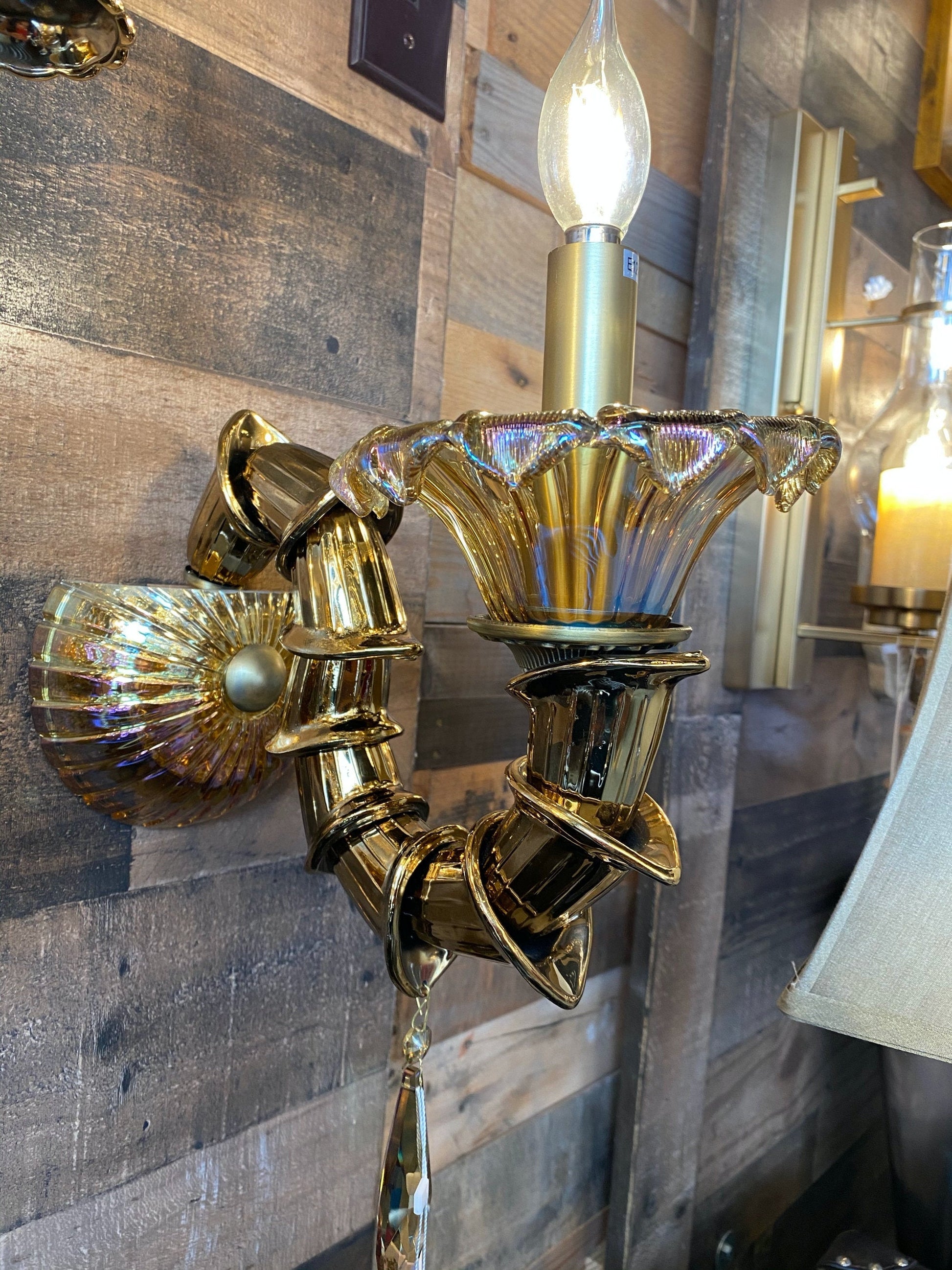 Handcrafted Italian glass wall sconce gold side profile